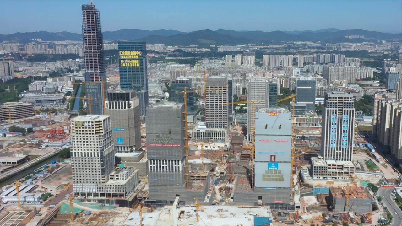2025新澳门正版免费正题,精选解释解析